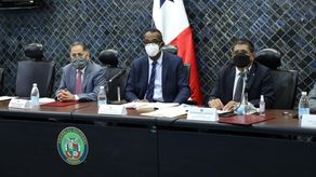 Comisión de Credenciales de la Asamblea Nacional de Panamá de la primera legislatura del tercer periodo.