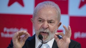 Luiz Inácio Lula da Silva ofrece una rueda de prensa&nbsp; en un hotel de la ciudad de Brasilia (Brasil).