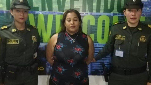 Capturan en Colombia a mujer que pretendía traficar cocaína dentro de sus muslos