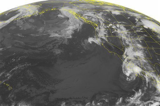 Depresión tropical Ivo pierde fuerza