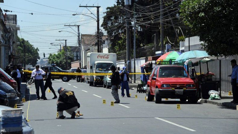 Asesinan a dos periodistas en Guatemala