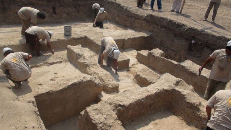 Arqueólogos investigan posible nueva civilización en la costa norte de Perú