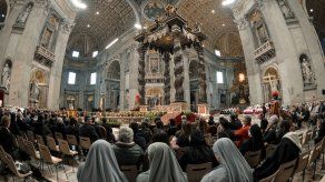 Hombres ebrios entran a robar en plena misa en Austria