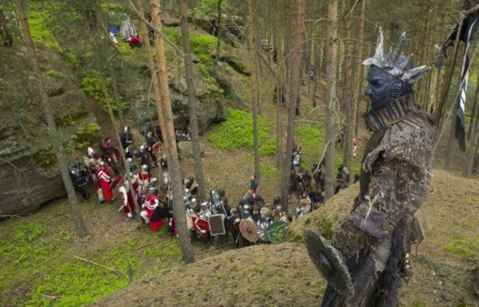 Fanáticos de El Hobbit recrean épica batalla