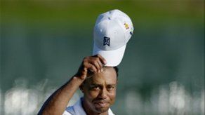 Woods brilla y comparte el liderato en Bay Hill