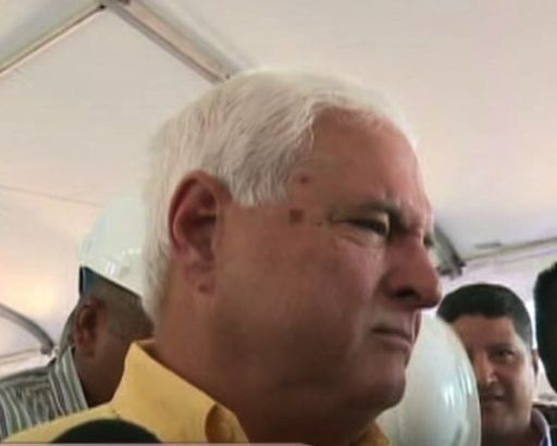 Martinelli le responde a Weeden sobre contrataciones del Meduca
