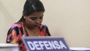 Salvadoreña juzgada por aborto pacta cambio de delito para obtener pena leve