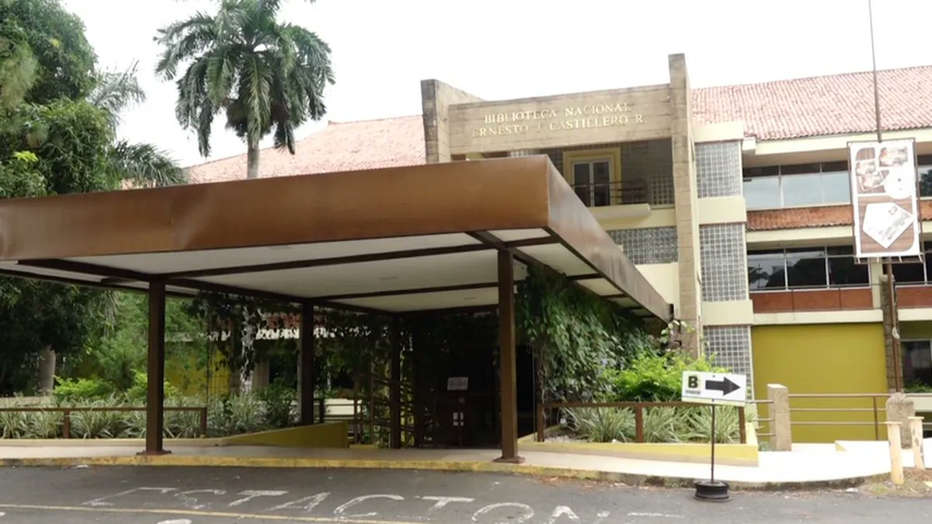 Biblioteca Nacional Ernesto J. Castiller
