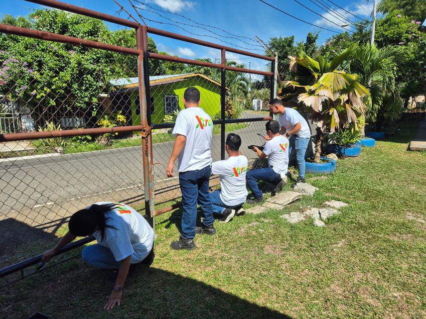 La participación de Supermercados Xtra incluyó trabajos de pintura en fundaciones. La participación de Supermercados Xtra incluyó trabajos de pintura en fundaciones.