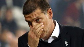 West Ham cesa a Slaven Bilic tras caer a zona de descenso