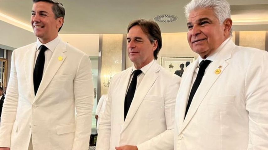 Presidente Mulino comparte las primeras imágenes con sus homólogos de Paraguay y Uruguay