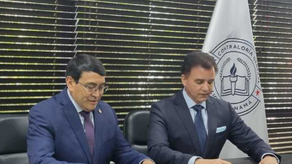 Edwin Salazar, contralor de Guatemala y Gerardo Solís, contralor de Panamá.