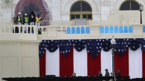 Casi 50 legisladores demócratas no irán a investidura Trump