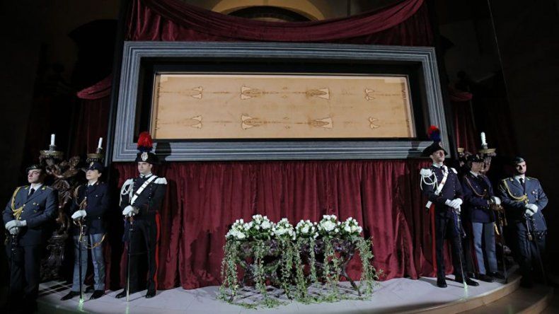 La Sábana Santa se expone desde mañana en la Catedral de Turín