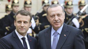 Erdogan y Macron abogan por mejorar las relaciones económicas bilaterales