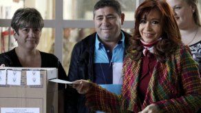 Fiscal electoral recibió denuncia contra presidenta por saltarse la veda