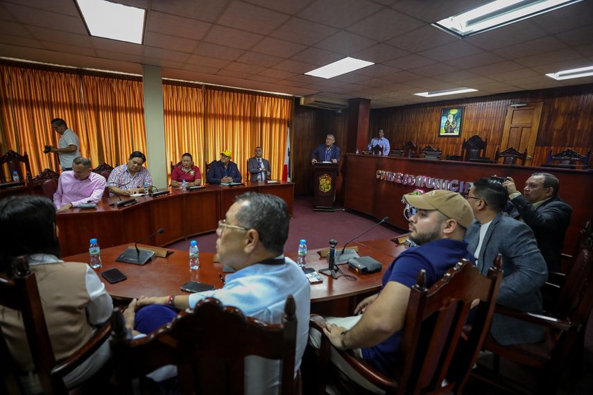 Tren Panamá-David-Frontera