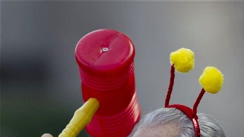 Chespirito conmovido hasta las lágrimas en su homenaje