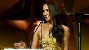 Meghan Markle es premiada como modelo a seguir mundial
