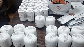 La Policía Nacional incautó 89 envases con presunta sustancia ilícita en un local de Albrook.