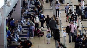 Esto se hace tomando en consideración los resultados de la estrategia de vacunación contra la COVID-19 y ante la mejora en los indicadores de contagio.