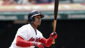 Sencillo de Brantley en el noveno define victoria de Indios