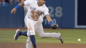 Smoak da jonrón de tres carreras y Azulejos vence a Yanquis