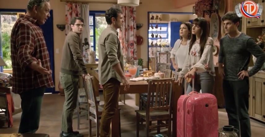 AMOR SIN IGUAL | María Antonia se va de la casa de sus padres