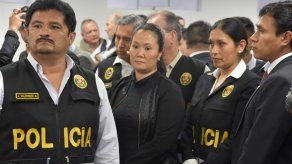 Keiko Fujimori dice que cacería contra su familia continúa con su esposo