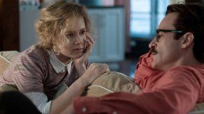 Ella: Una historia de amor diferente