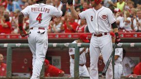 Rojos vencen a Filis
