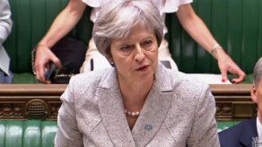 May se reunirá el jueves en Bruselas con jefe de Comisión Europea