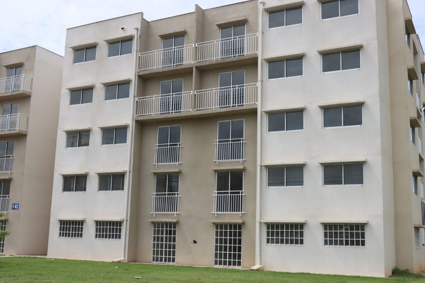 MIVIOT analiza continuar la construcción de edificios como respuesta a la demanda habitacional actual. Foto: Edificio Ciudad Esperanza.