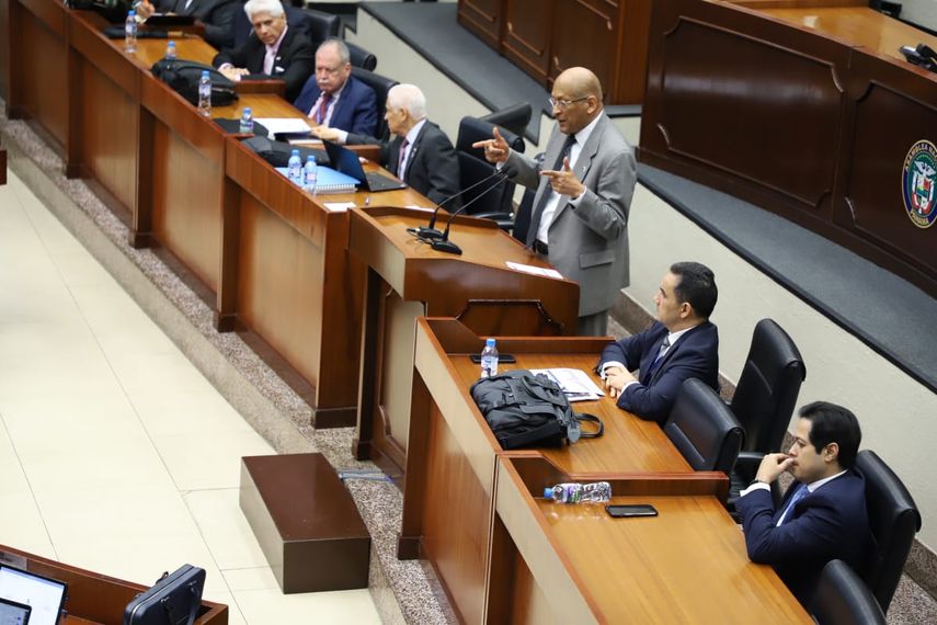 El ministro de Economía y Finanzas