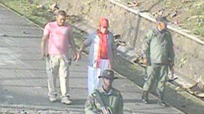 Captan a Noriega caminando en los predios de la cárcel El Renacer