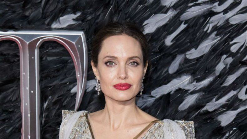 Angelina Jolie vende un cuadro de Churchill por 9,6 millones de euros