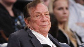 Ballmer y Shelly Sterling confirman venta de Clippers