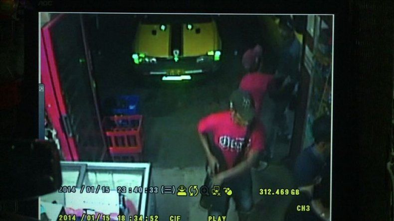 Sujetos disparan y roban a comerciante chino en Veranillo