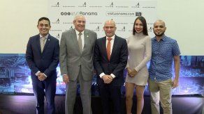 Panamá se ofrece para compras y convenciones a turistas de EEUU y España