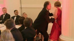 Suspendido secretario de Estado británico acusado de agredir a militante de Greenpeace