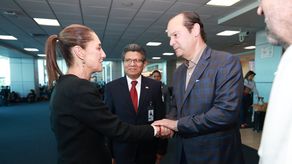Canciller de Panamá, junto a la presidenta de México.