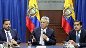Presidente de Ecuador tilda de asno al venezolano Maduro