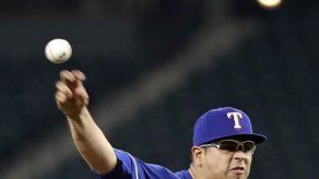 Guzmán y Jurado encaminan a Rangers al triunfo 2-0