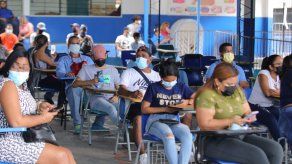 Ayer inició en el país una jornada de vacunación por barrido en 10 circuitos.