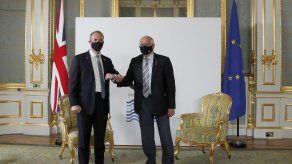 La decisión fue anunciada al término de un encuentro entre el jefe de la diplomacia británica, Dominic Raab, y su homólogo en la UE, Josep Borrell.