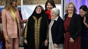 EEUU premia a activista guatemalteca y forense hondureña