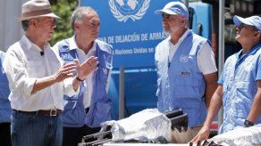 Las FARC dejan de ser un movimiento armado y Santos les garantiza seguridad