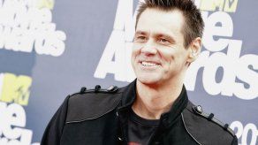 Jim Carrey llama fascista al gobernador de California por la ley de vacunas