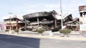 Entregan bono a trabajadores tras incendio en Aguadulce Entregan bono a trabajadores tras incendio en Aguadulce