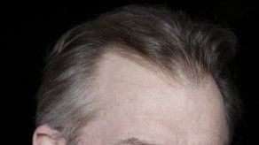 Actor Stephen Collins niega que sea un pedófilo